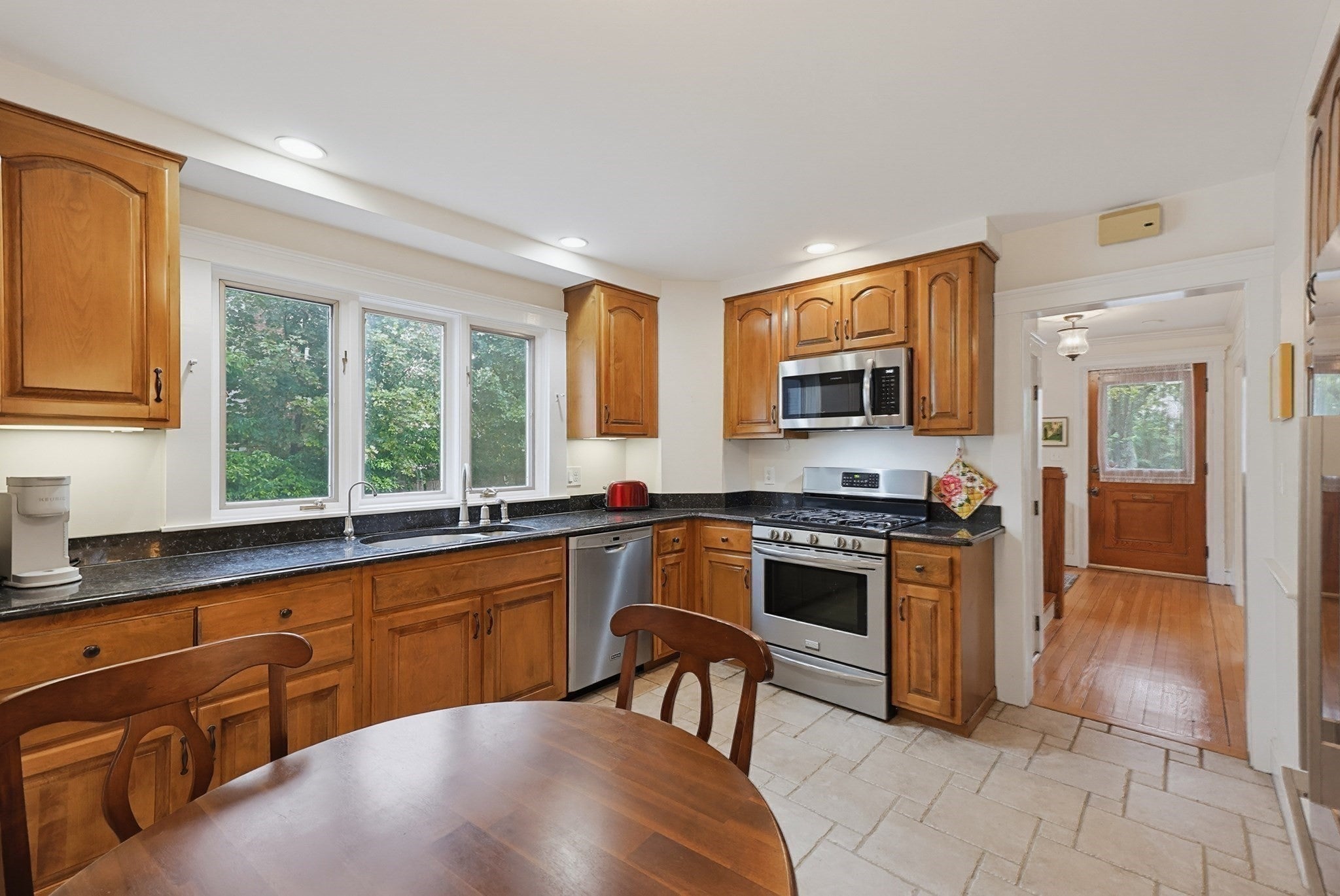 51 Bates Ave, Weymouth, MA, 51 Bates Ave, Weymouth, MA Photo #11
