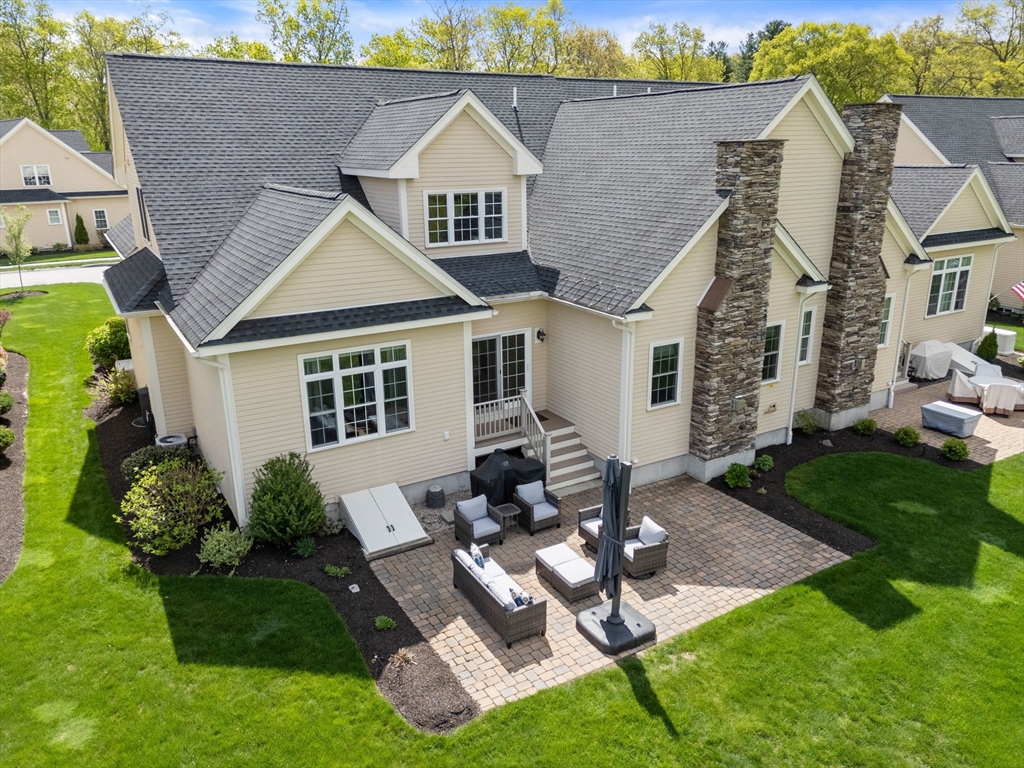 11 Fairway View Dr 11