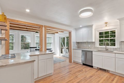 18 Sargent Rd Bolton MA 01740
