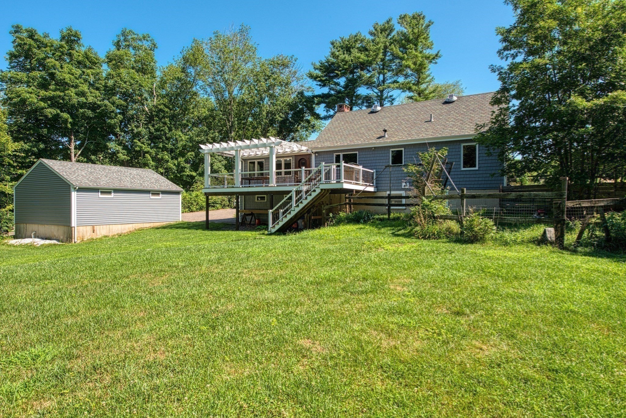 8 Central St, Stoughton, MA Photo #23