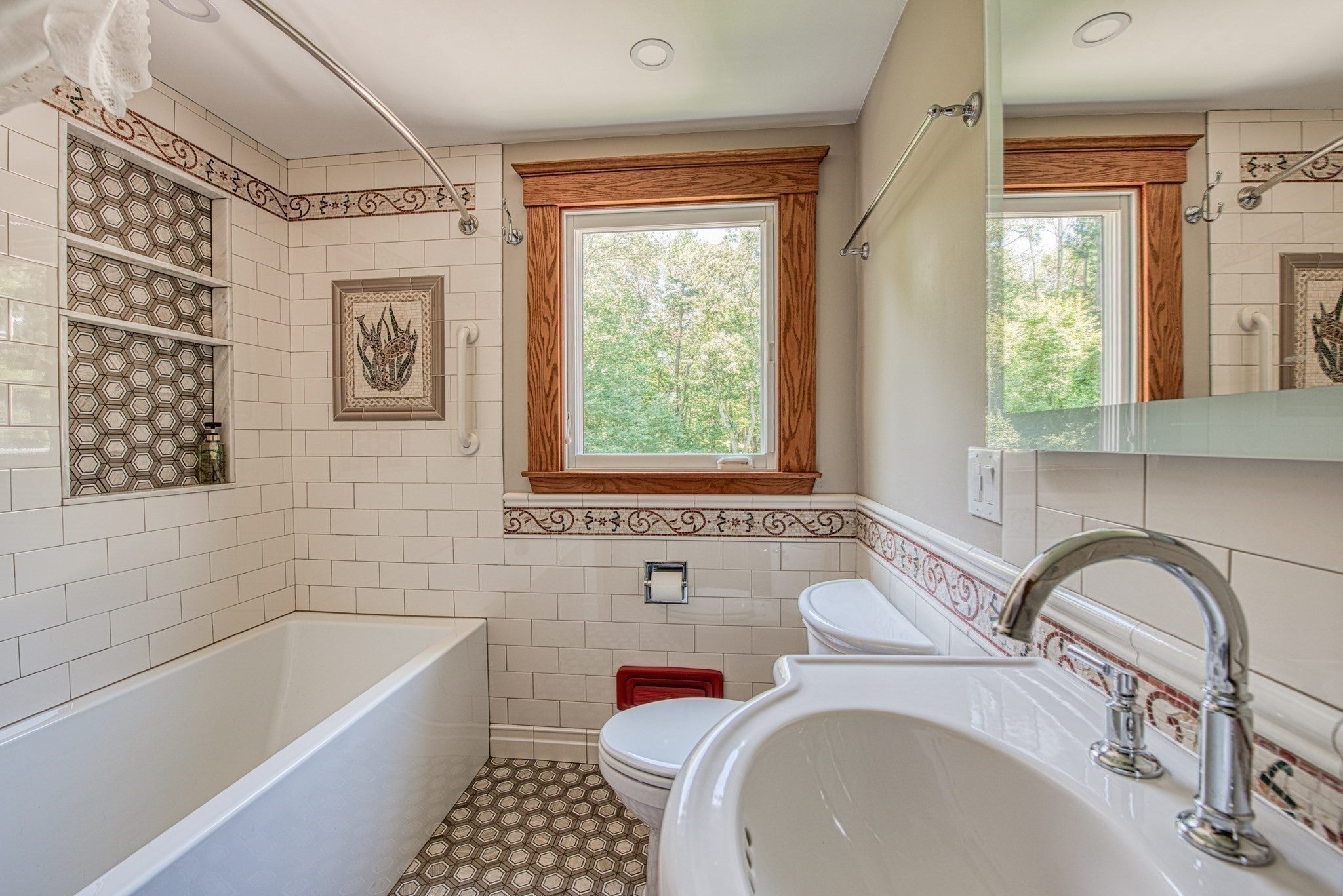 8 Central St, Stoughton, MA Photo #12