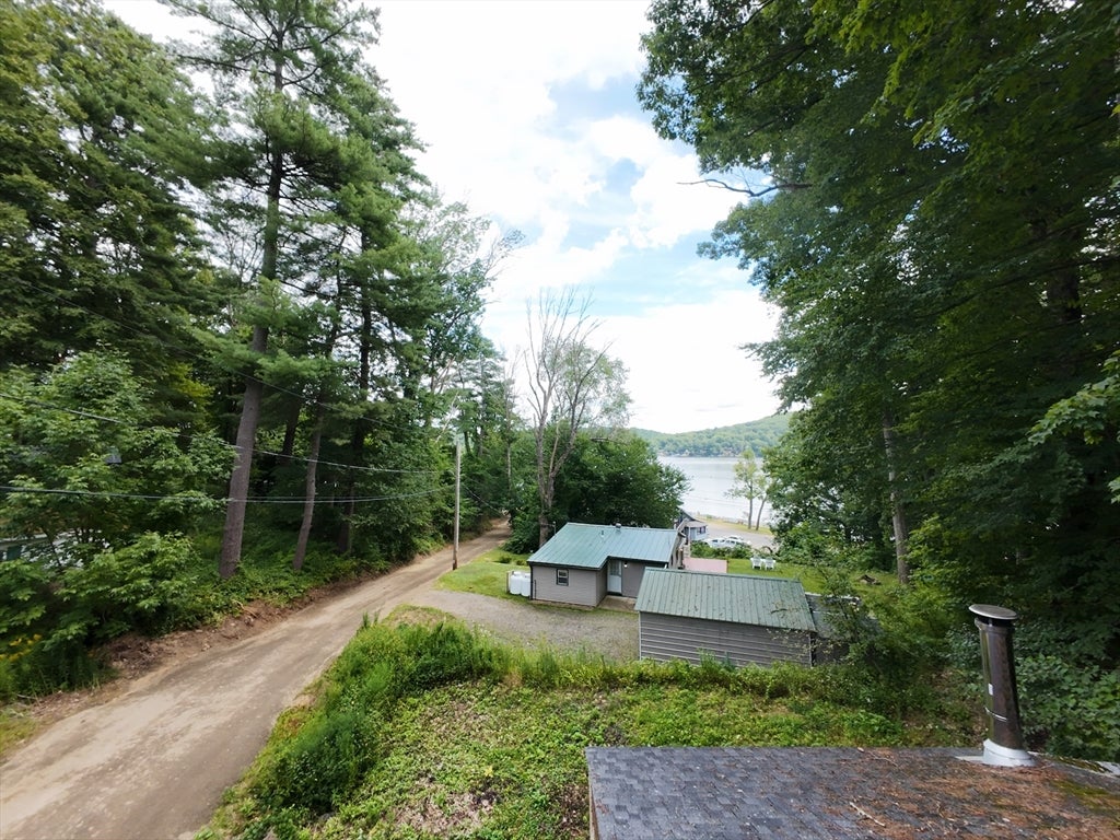 11 Chandler Rd, Holland, MA Photo #22