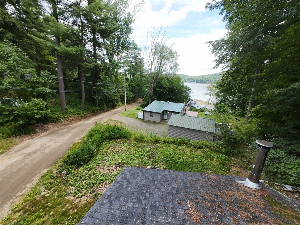 11 Chandler Rd, Holland, MA Photo #23