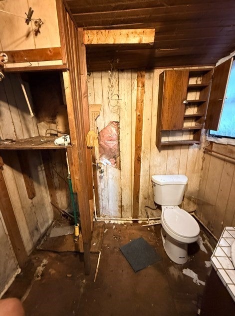 11 Chandler Rd, Holland, MA Photo #16