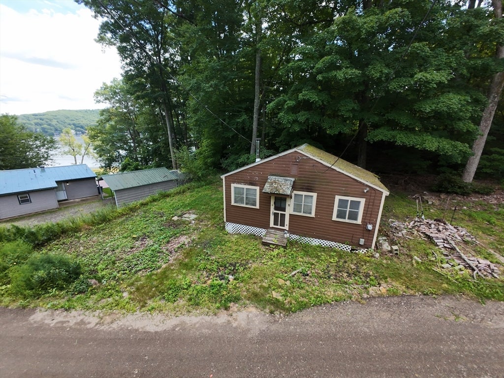 11 Chandler Rd, Holland, MA Photo #21