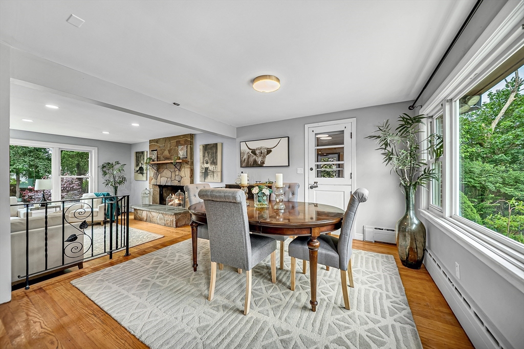 Needham, Massachusetts 02494, United States, 5 Bedrooms Bedrooms, ,3 BathroomsBathrooms,Residential,Active,168447