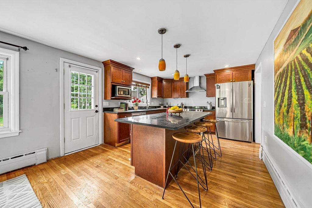 Needham, Massachusetts 02494, United States, 5 Bedrooms Bedrooms, ,3 BathroomsBathrooms,Residential,Active,168447