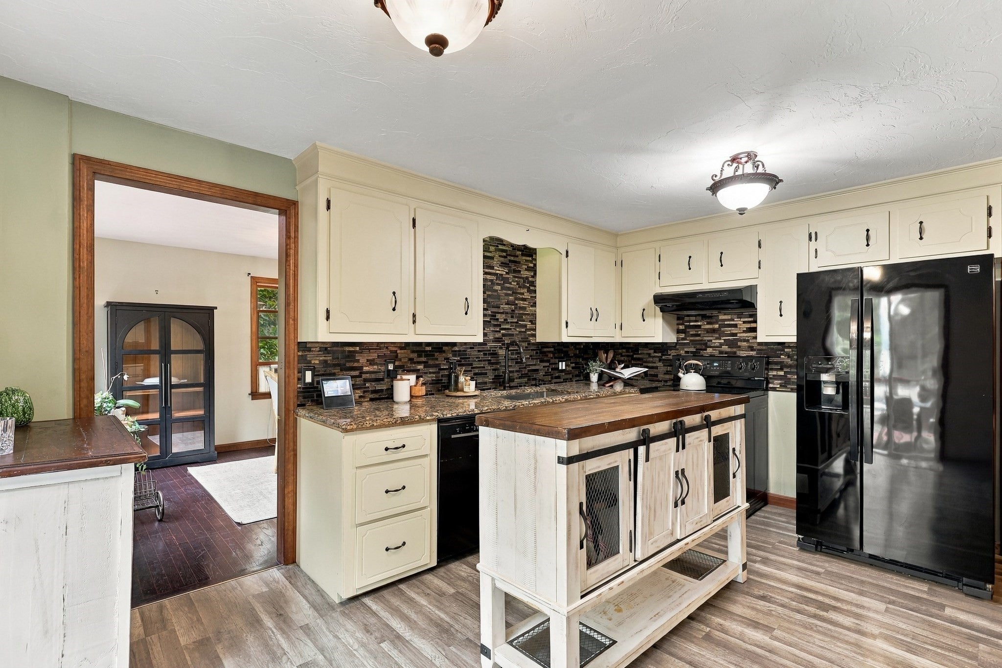 10 Garrison Heights Drive, Oxford, MA, 10 Garrison Heights Drive, Oxford, MA Photo #7