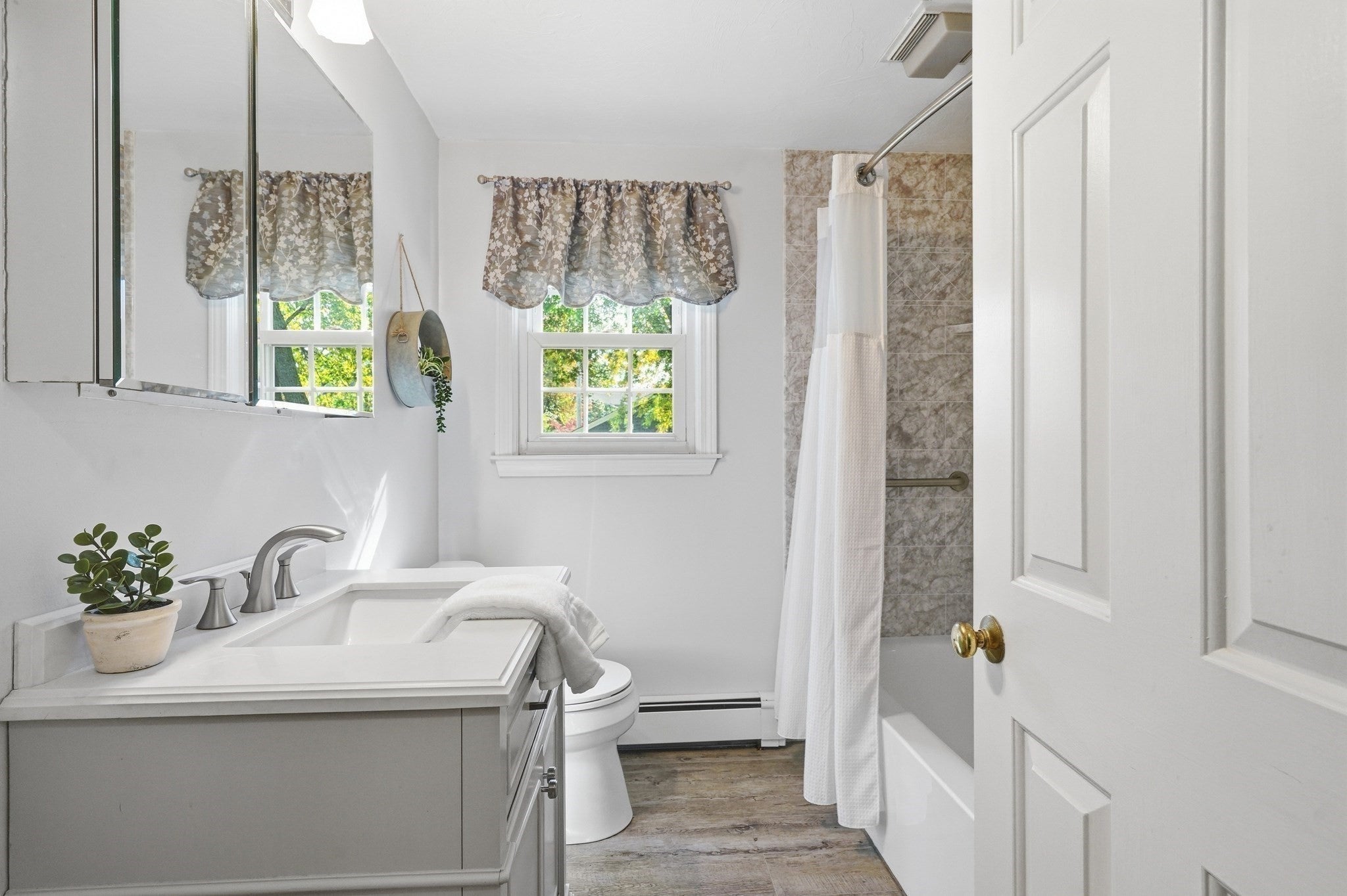 15 Collins St #15, Attleboro, MA, 15 Collins St #15, Attleboro, MA Photo #17