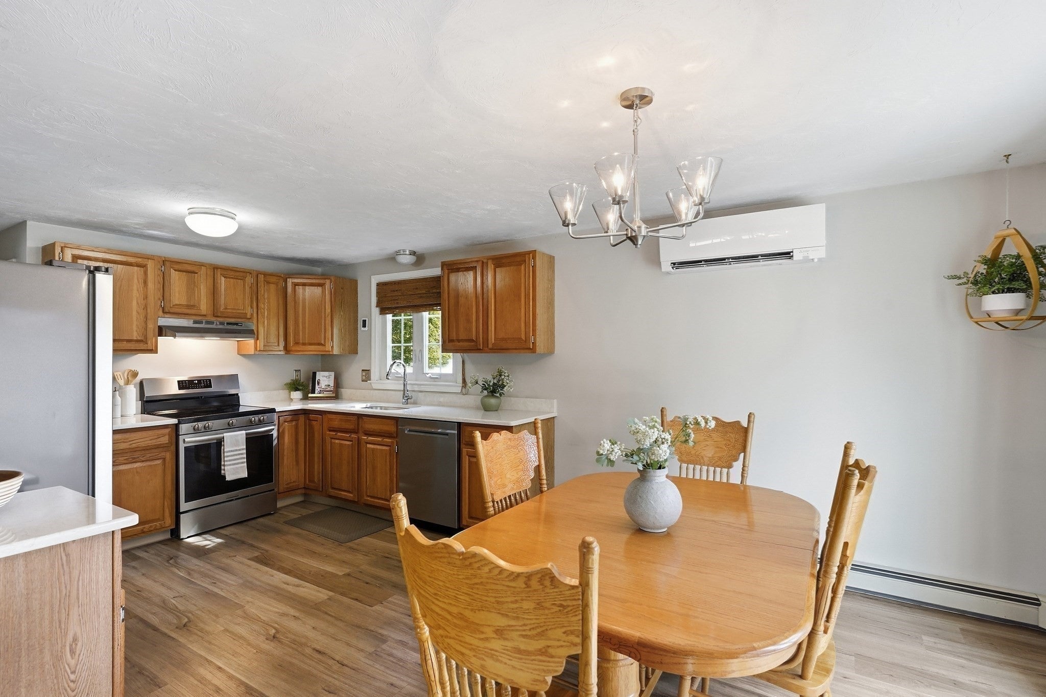 15 Collins St #15, Attleboro, MA, 15 Collins St #15, Attleboro, MA Photo #8