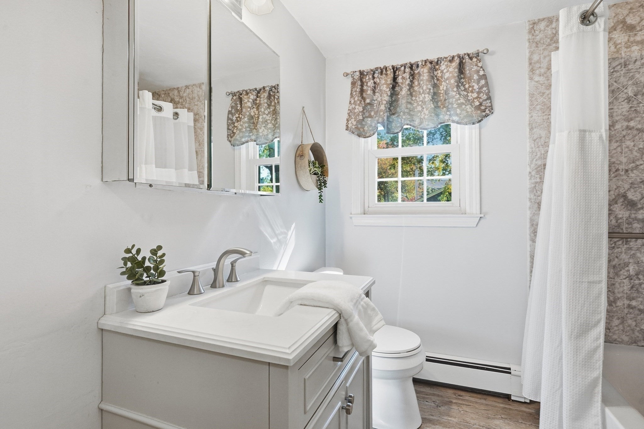 15 Collins St #15, Attleboro, MA, 15 Collins St #15, Attleboro, MA Photo #18