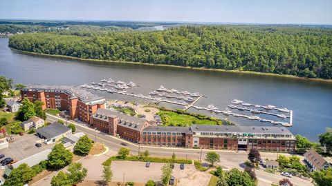 60 Merrimac St 504 Amesbury MA 01913