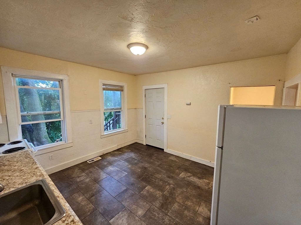 53 Merrifield St, Worcester, MA, 53 Merrifield St, Worcester, MA Photo #27