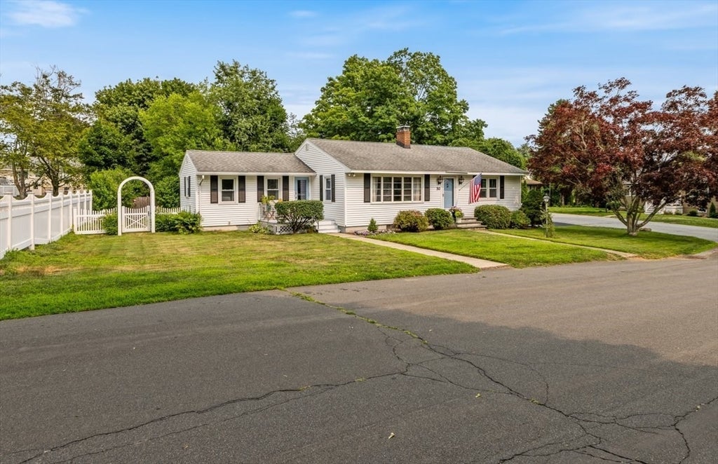 50 Fernwood Ave, Haverhill, MA, 50 Fernwood Ave, Haverhill, MA Photo #3