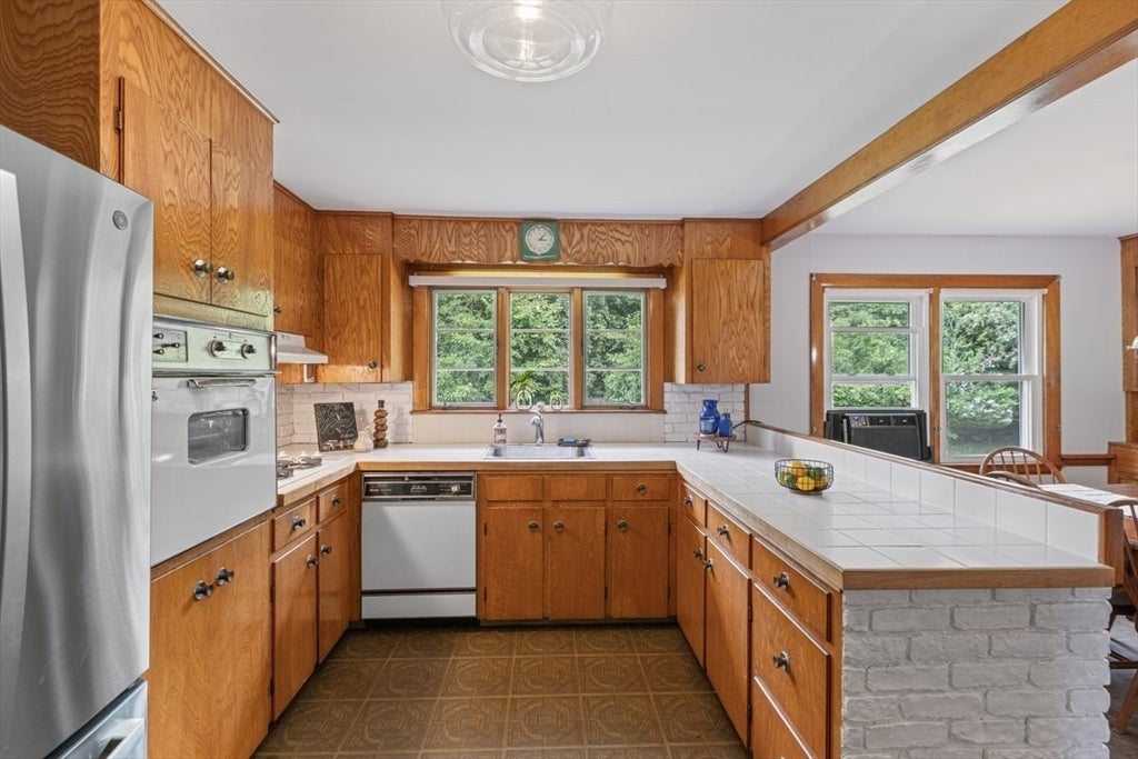 50 Fernwood Ave, Haverhill, MA, 50 Fernwood Ave, Haverhill, MA Photo #14