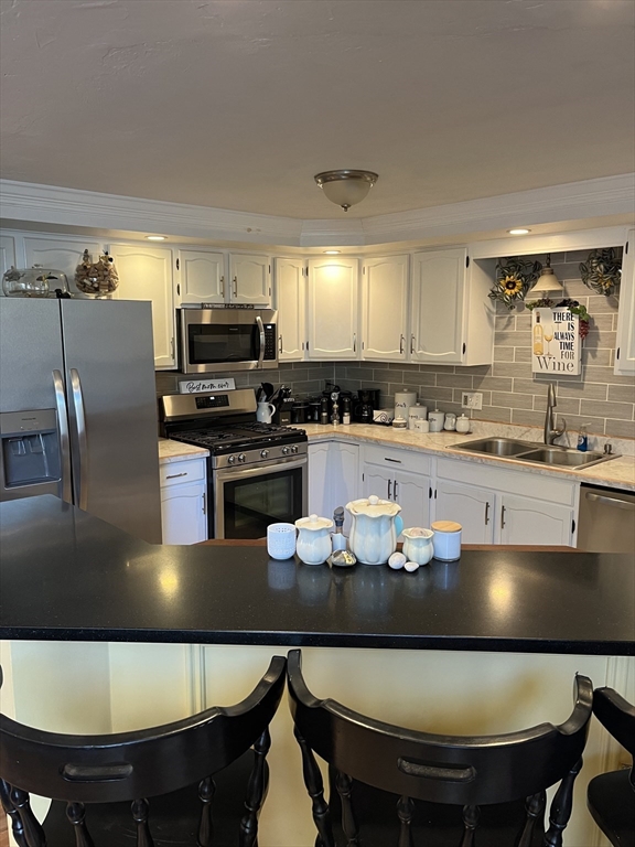 340 Centre Ave 52