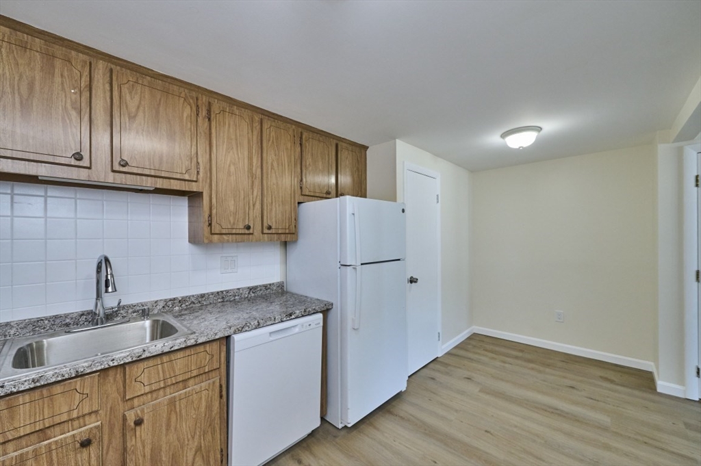 15 Old Colony Lane 7