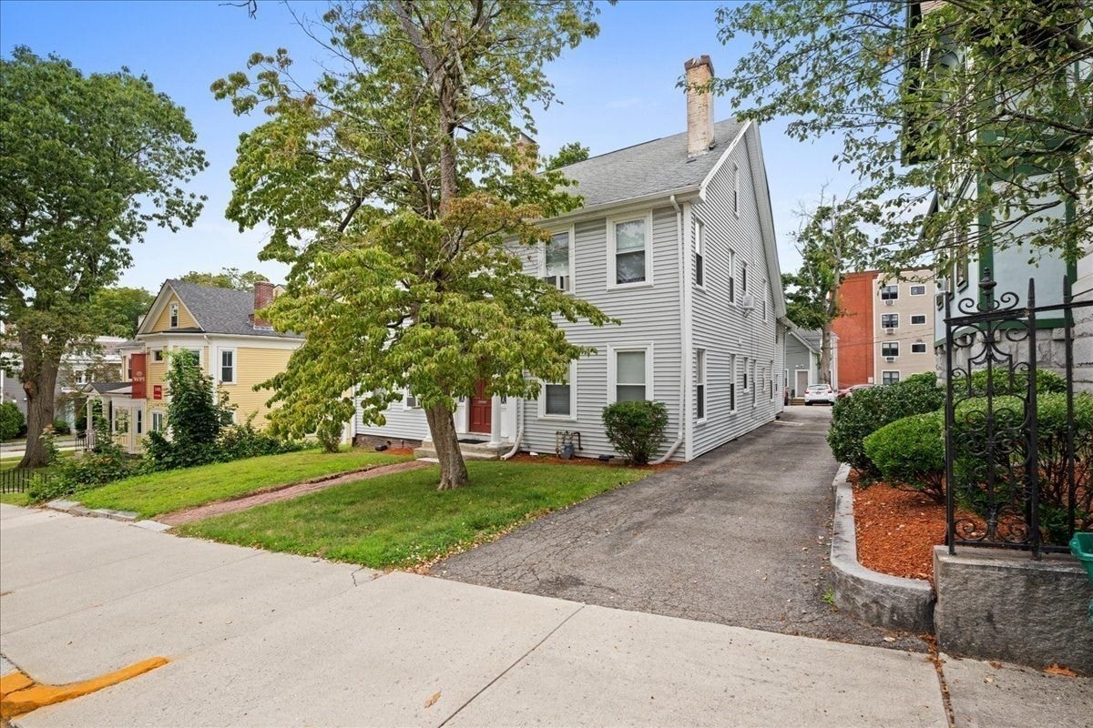 36 Cedar St, Worcester, MA, 36 Cedar St, Worcester, MA Photo #22