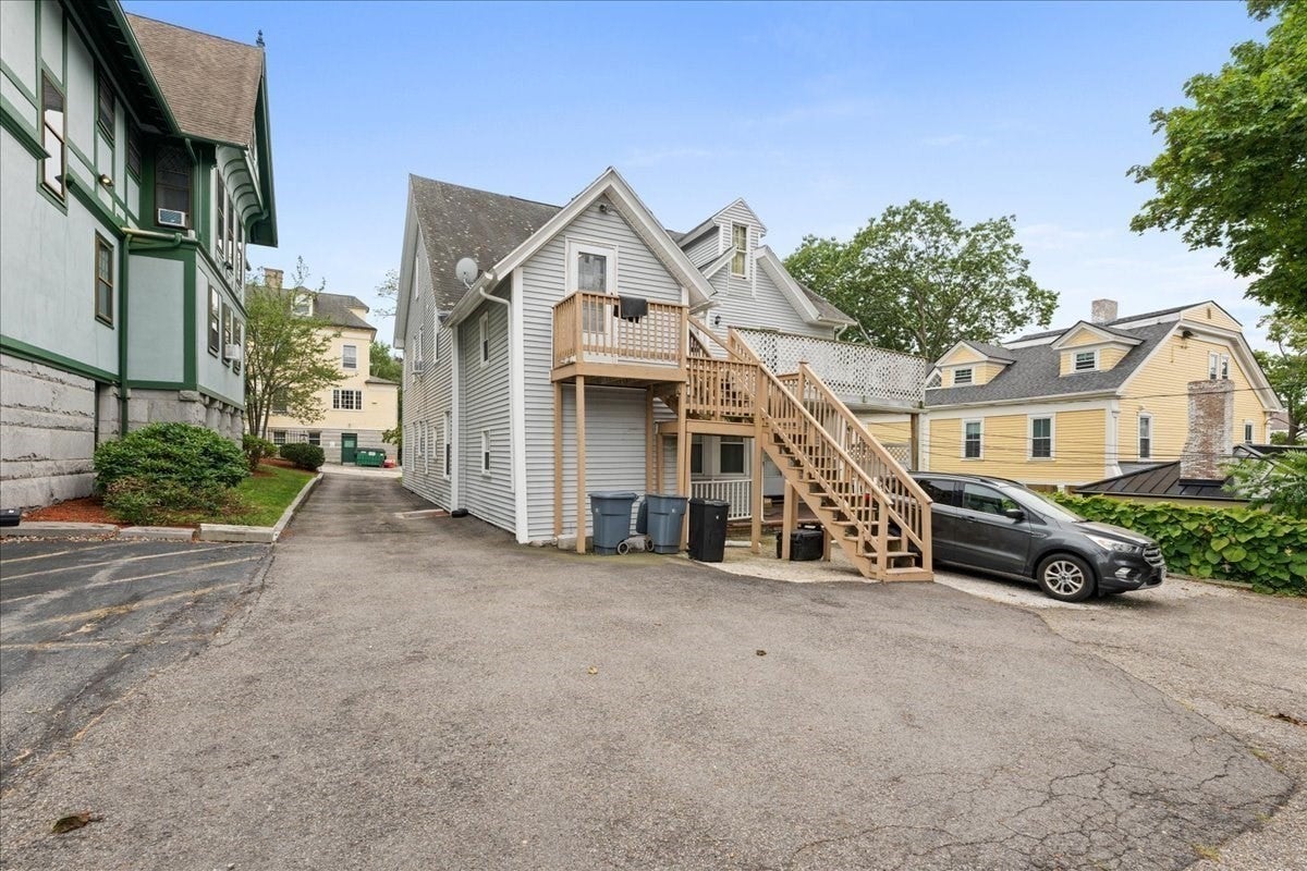 36 Cedar St, Worcester, MA, 36 Cedar St, Worcester, MA Photo #24