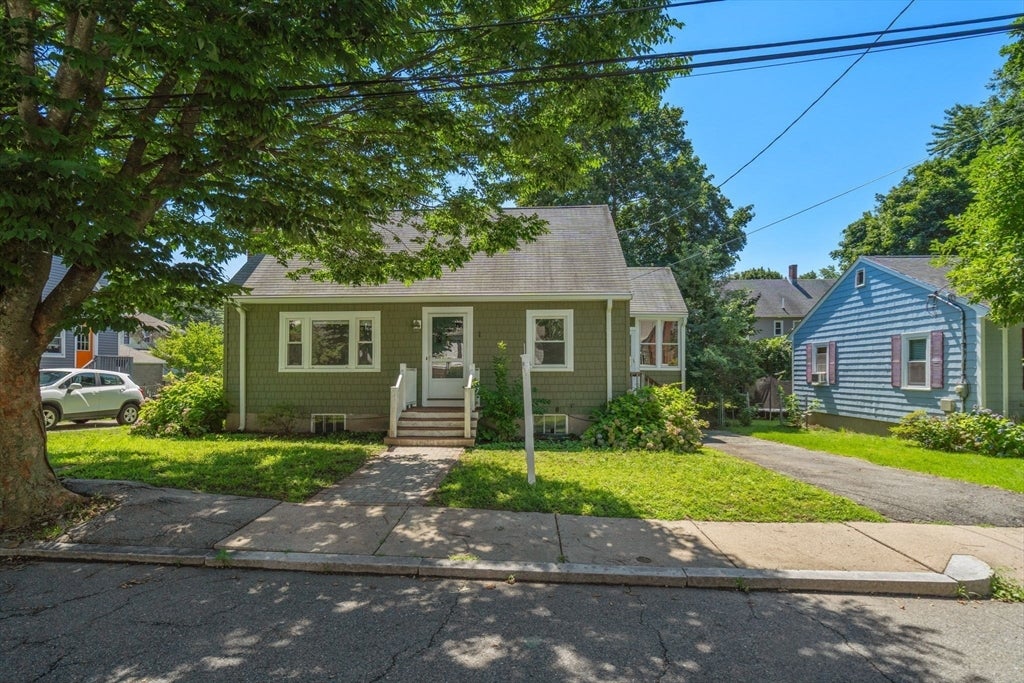 10 Emelia Terrace