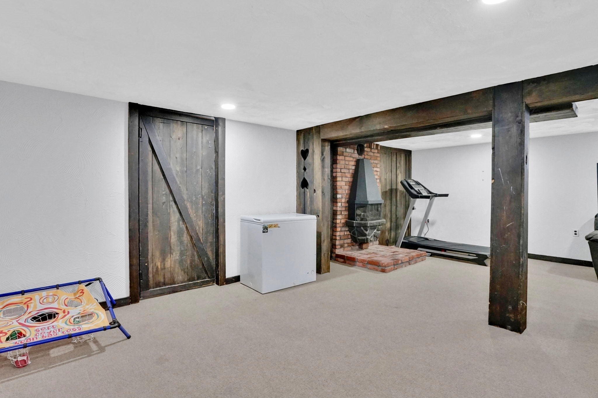 94 Cora Ave, Chicopee, MA, 94 Cora Ave, Chicopee, MA Photo #35