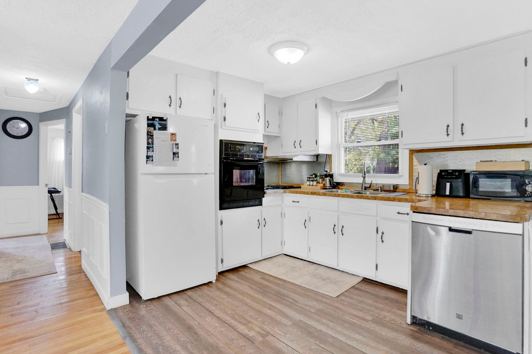 94 Cora Ave, Chicopee, MA, 94 Cora Ave, Chicopee, MA Photo #15