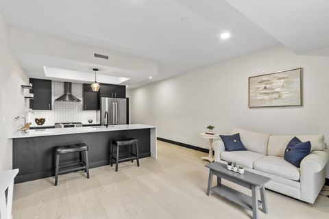 395 Alewife Brook Pkwy 2C Somerville MA 02144