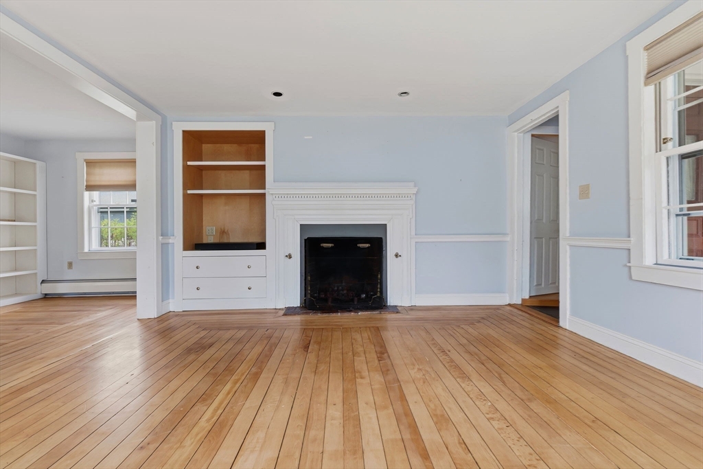 9 Mount Vernon ST, Marblehead, MA Photo #14