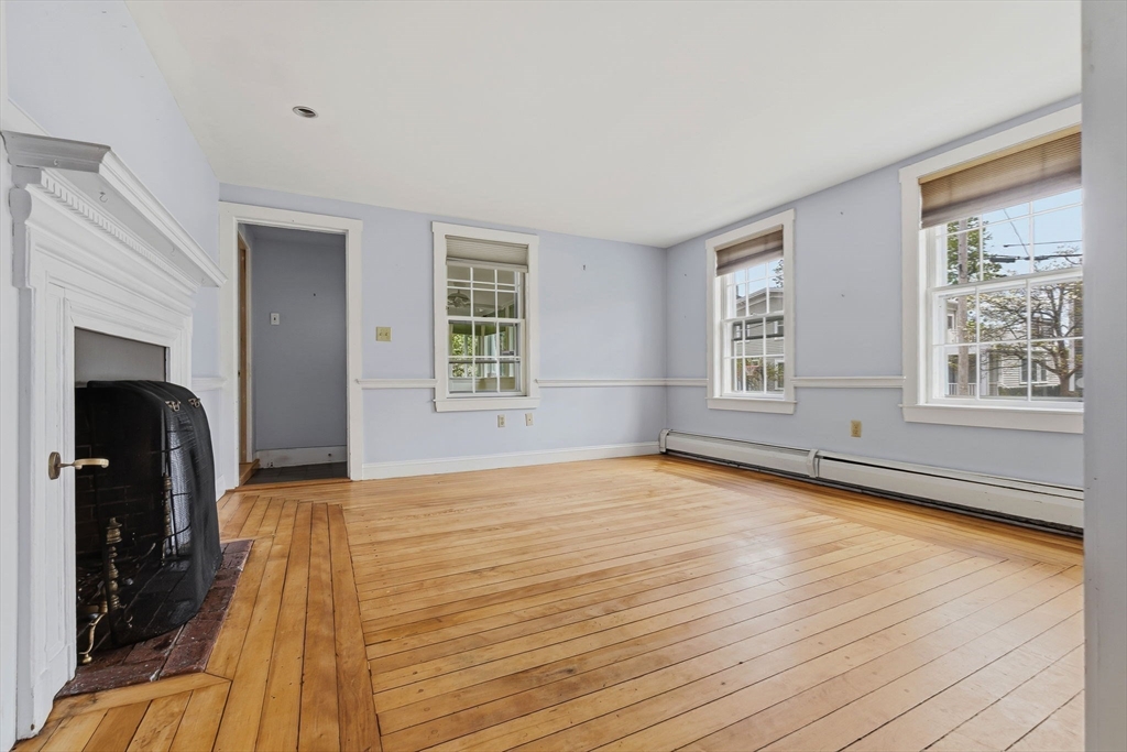 9 Mount Vernon ST, Marblehead, MA Photo #15
