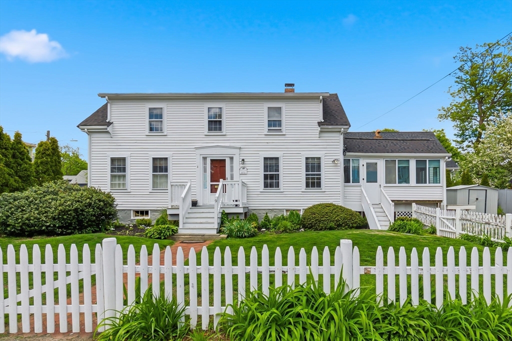 9 Mount Vernon ST, Marblehead, MA Photo #1