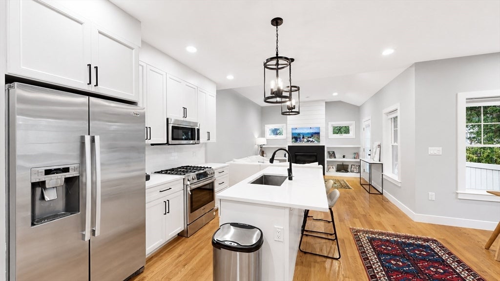 187 Linwood Ave #2, Newton, MA, 187 Linwood Ave #2, Newton, MA Photo #4