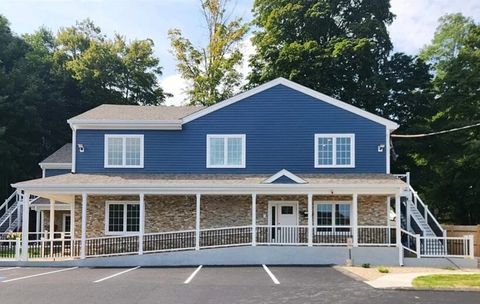 Photo of 17 School St #B, Hudson, MA 01749 (MLS # 73462520)