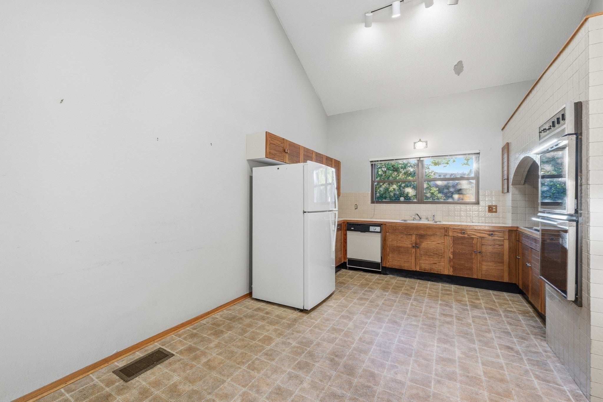 5 Riverview Ave #G, Mashpee, MA, 5 Riverview Ave #G, Mashpee, MA Photo #12