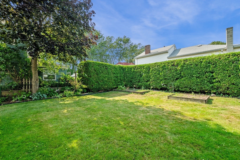 21 Muriel Rd, Swampscott, MA Photo #4