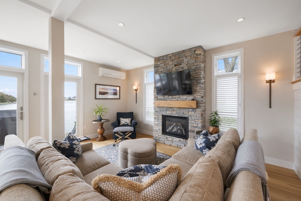 202 N Truro St, Hull, MA Photo #21