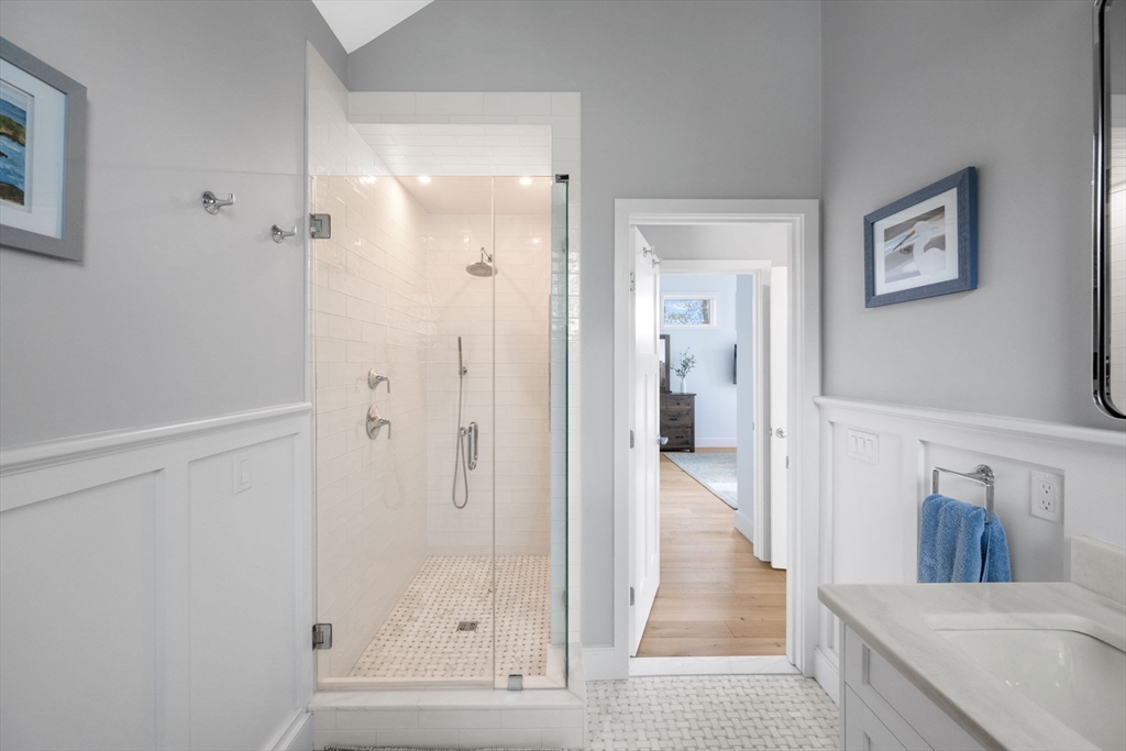 202 N Truro St, Hull, MA Photo #34