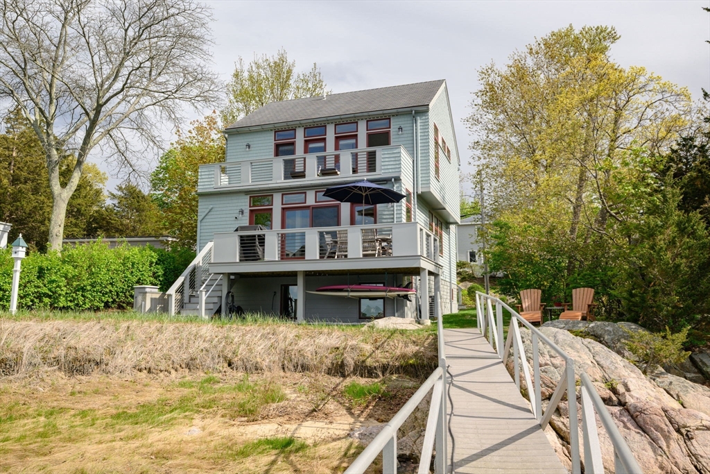 202 N Truro St