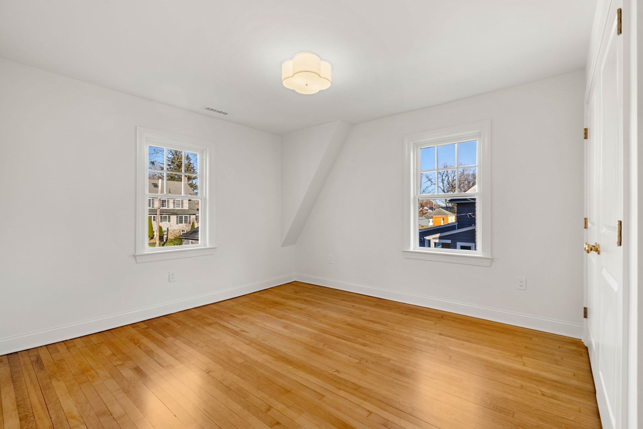 72 Berwick St, Worcester, MA, 72 Berwick St, Worcester, MA Photo #6