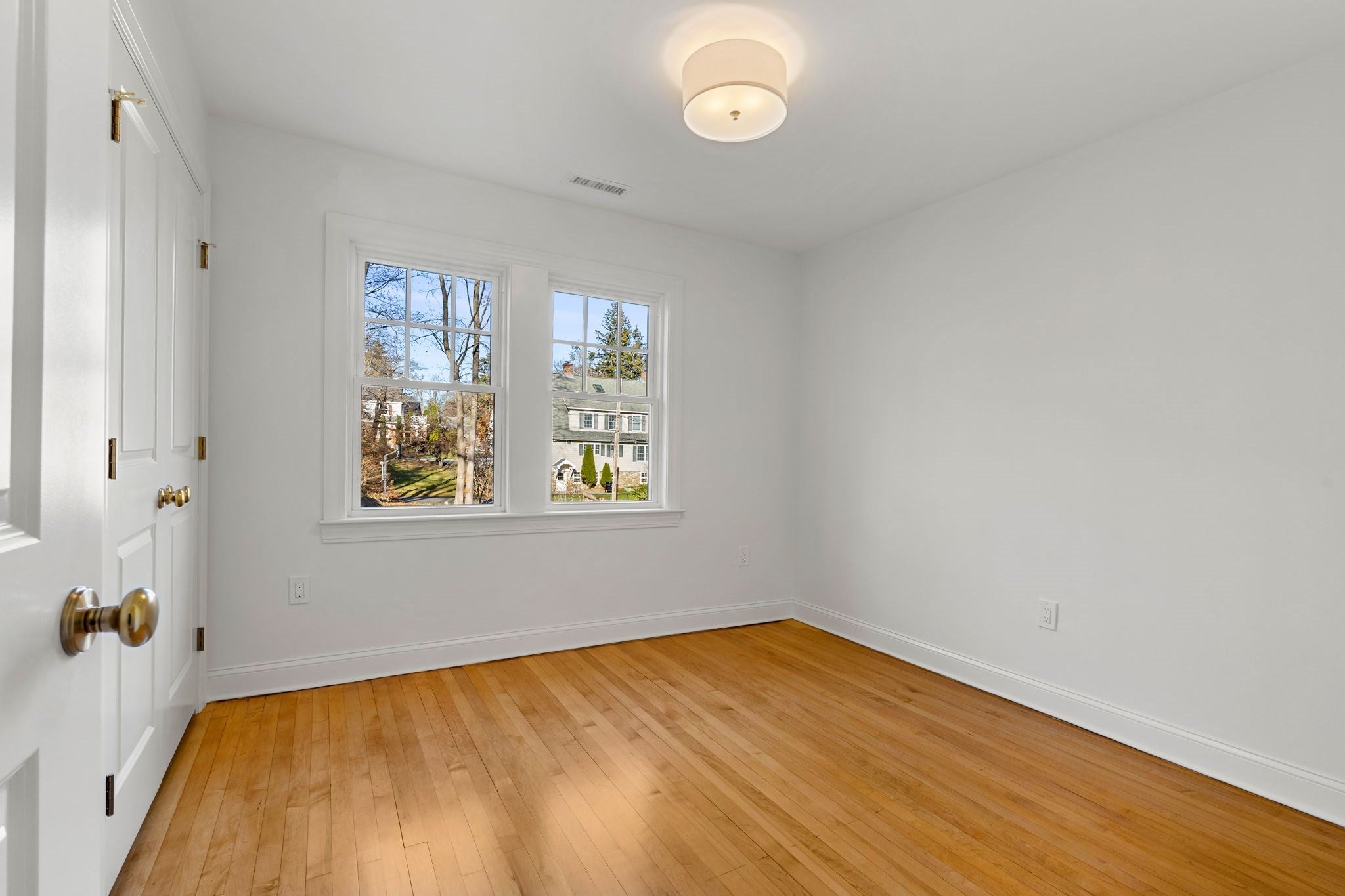 72 Berwick St, Worcester, MA, 72 Berwick St, Worcester, MA Photo #4