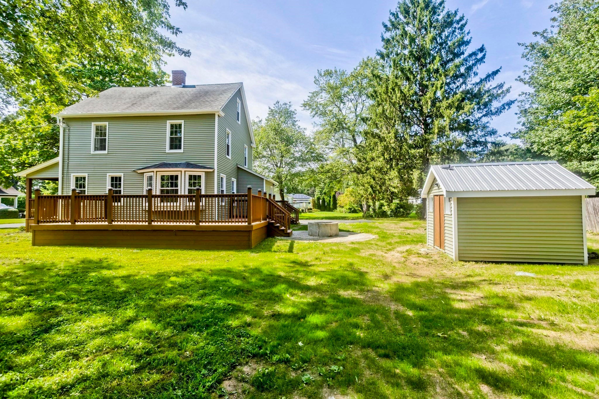 7 Lawndale Street, Easthampton, MA, 7 Lawndale Street, Easthampton, MA Photo #6
