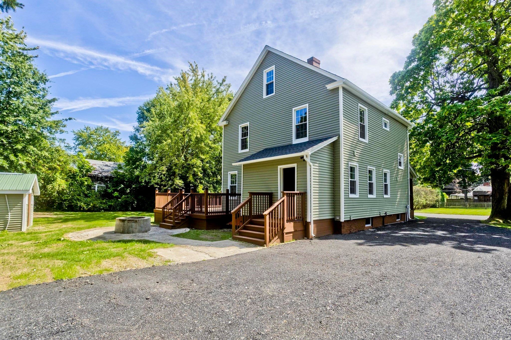 7 Lawndale Street, Easthampton, MA, 7 Lawndale Street, Easthampton, MA Photo #8