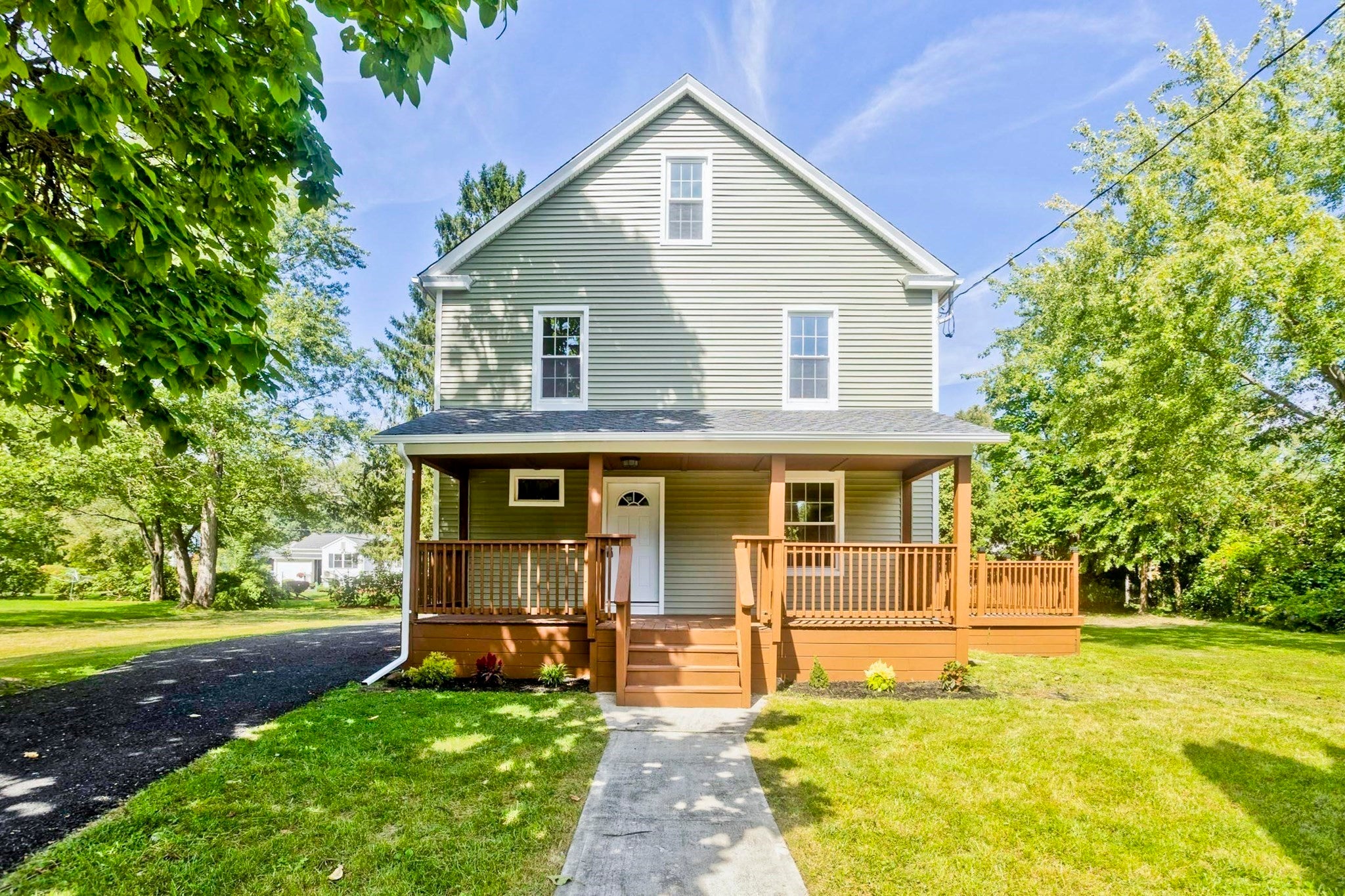 7 Lawndale Street, Easthampton, MA, 7 Lawndale Street, Easthampton, MA Photo #1