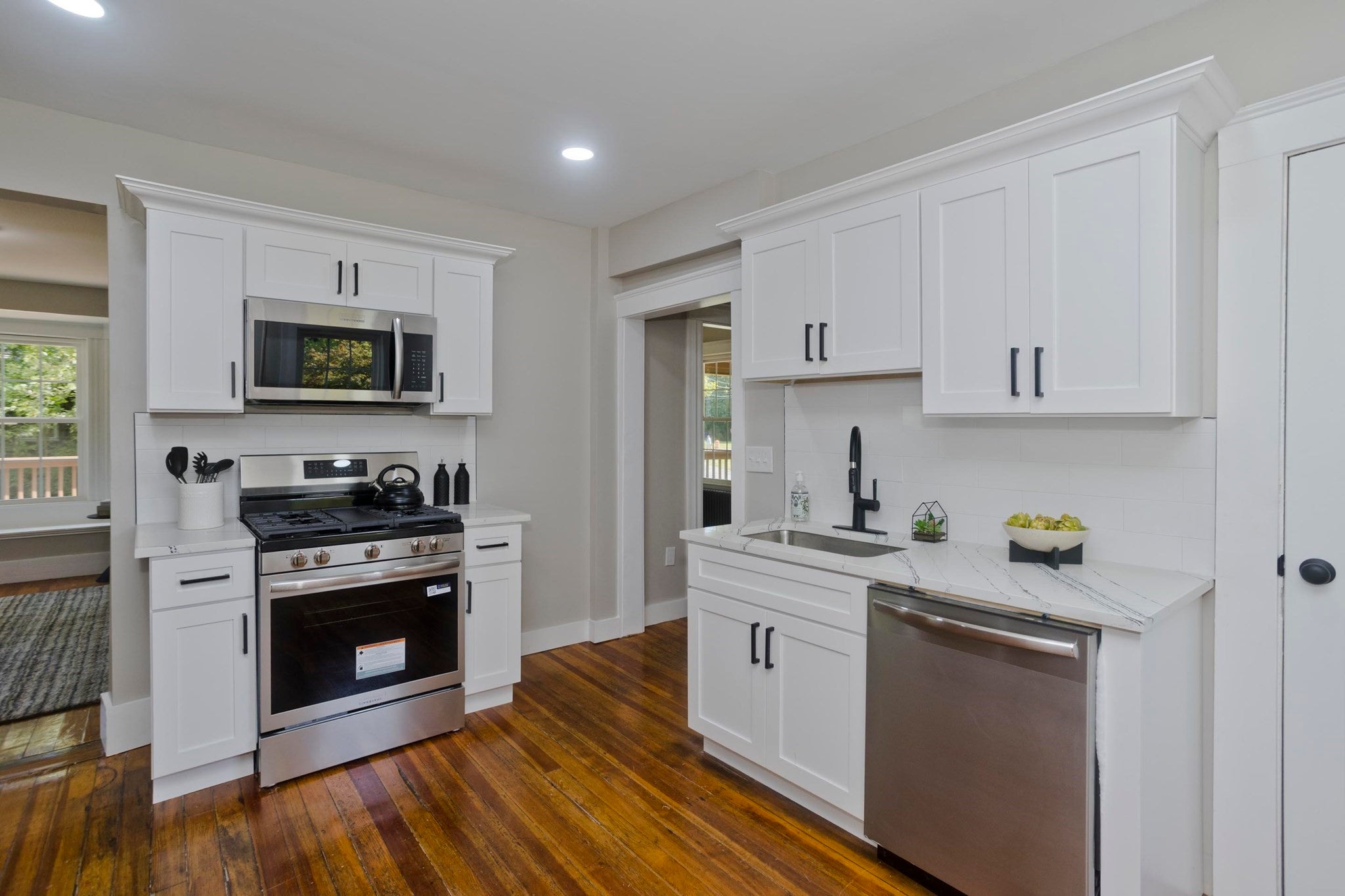 7 Lawndale Street, Easthampton, MA, 7 Lawndale Street, Easthampton, MA Photo #19