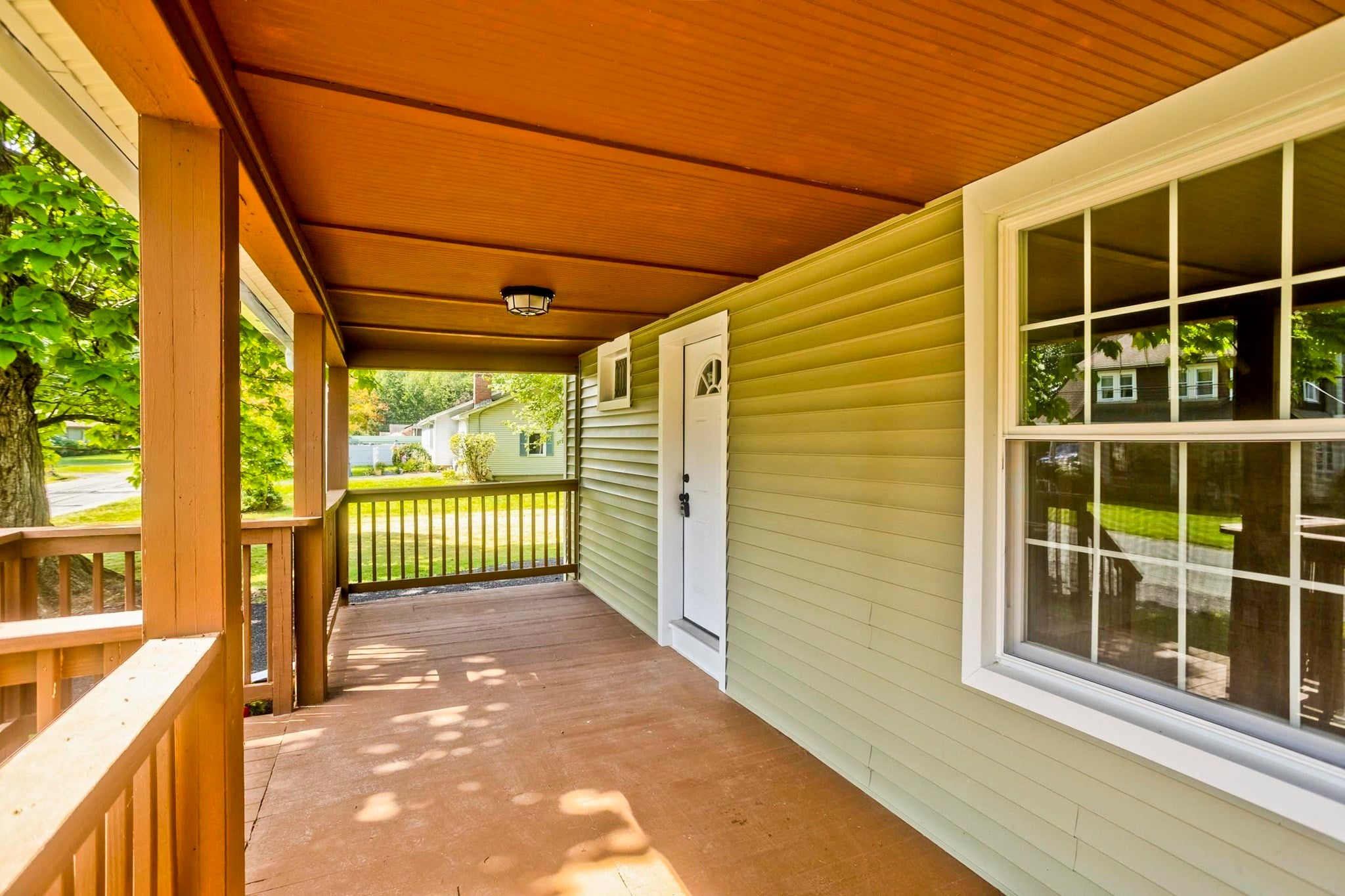 7 Lawndale Street, Easthampton, MA, 7 Lawndale Street, Easthampton, MA Photo #5