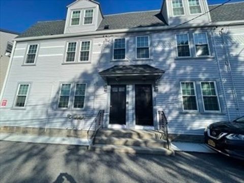 Photo of 5 High Street Place #3, Brookline, MA 02445 (MLS # 73519427)