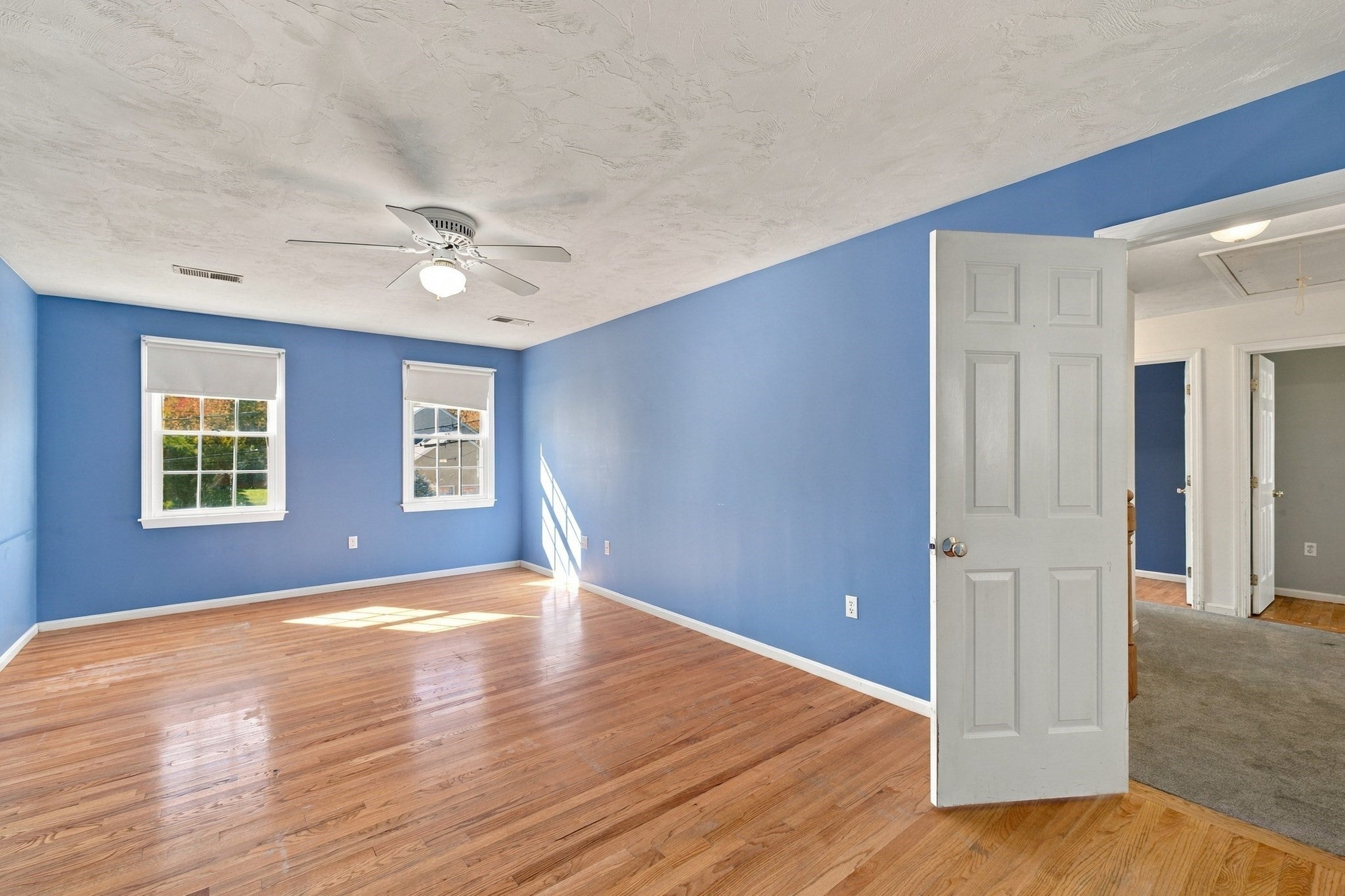 160 Saunders Rd, Norwood, MA Photo #31