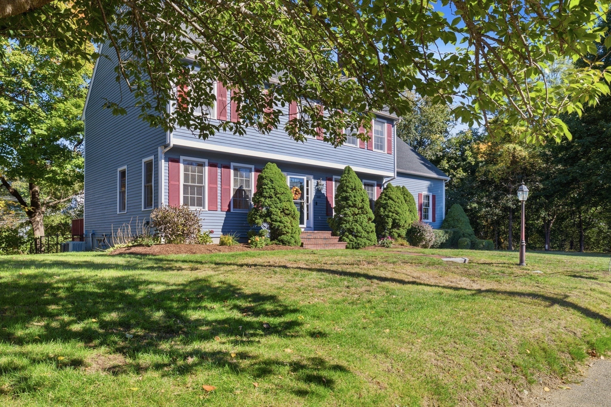 160 Saunders Rd
