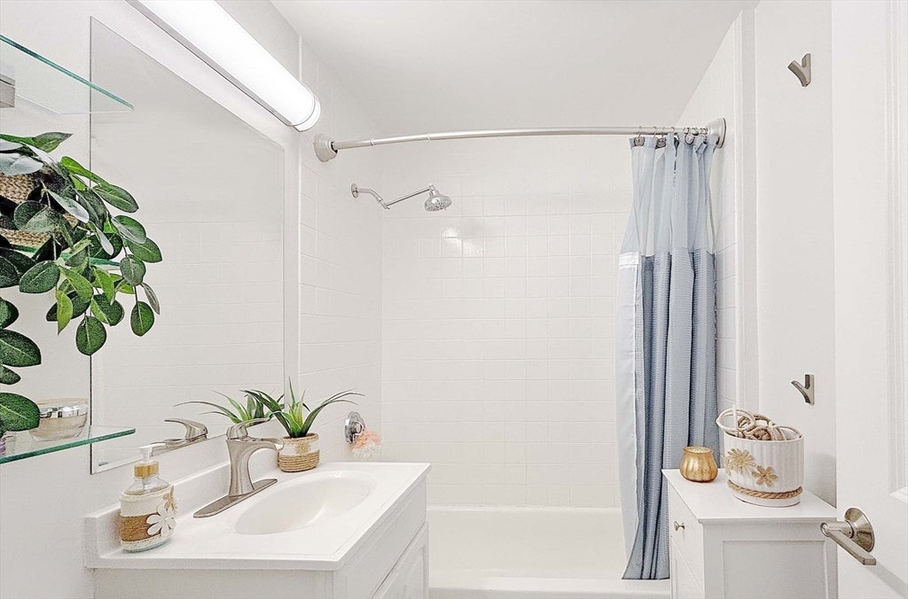 44 Lafayette Ave #503, Chelsea, MA Photo #9
