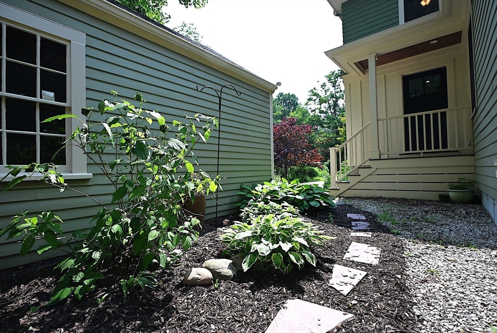 14 Oakland St