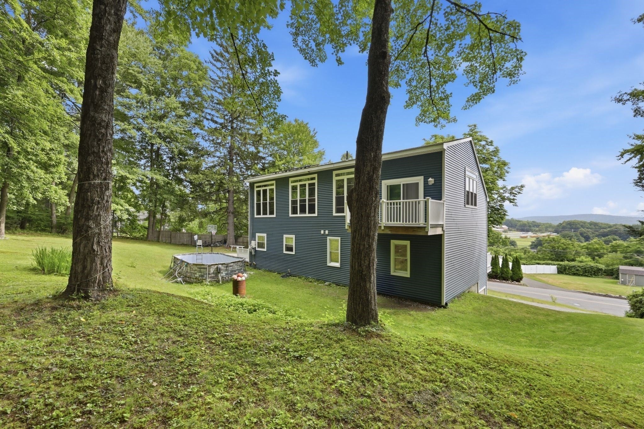 70 High St, Monson, MA, 70 High St, Monson, MA Photo #37